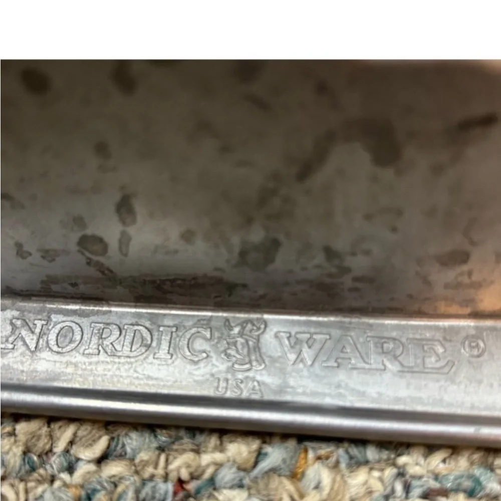 Nordic Ware Christmas Tree Cake Pan Cast Aluminum Nonstick Large 3D